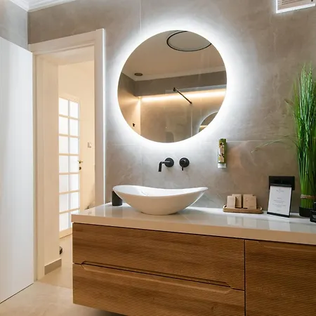 King Διαμέρισμα *